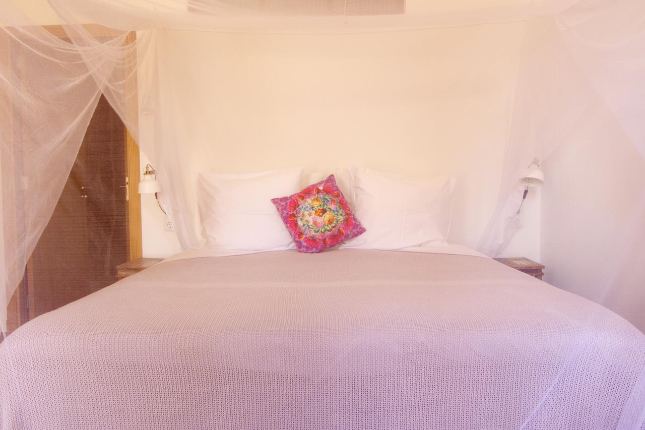 Home Hotel The Pink Pepper Tree 略塞塔 外观 照片